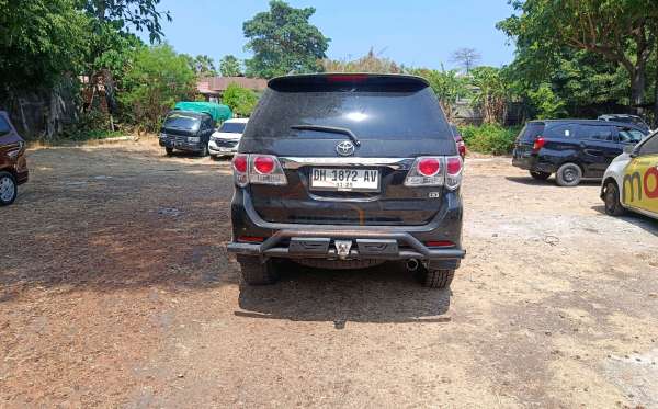 TOYOTA FORTUNER