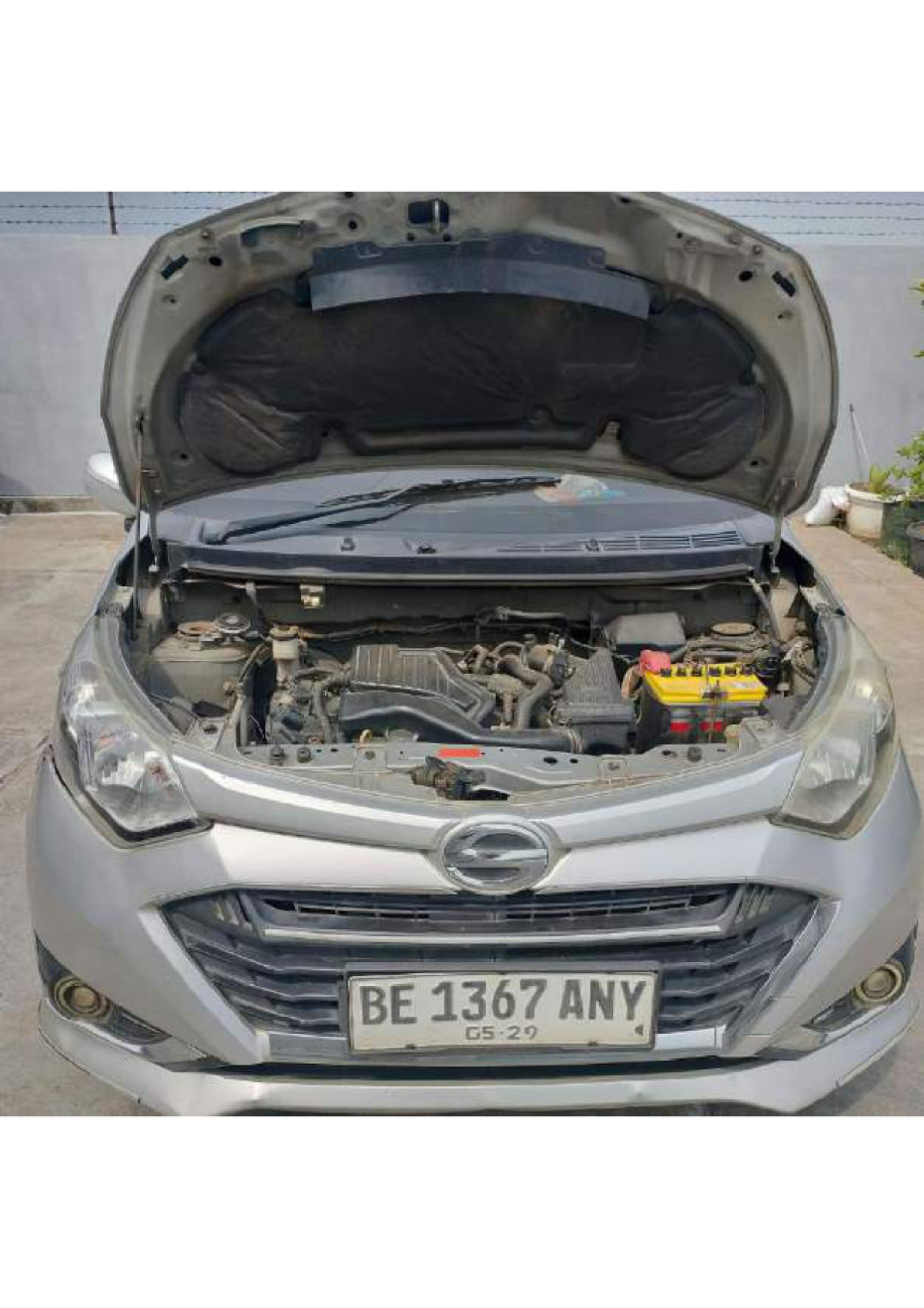 DAIHATSU  SIGRA  1.2 R