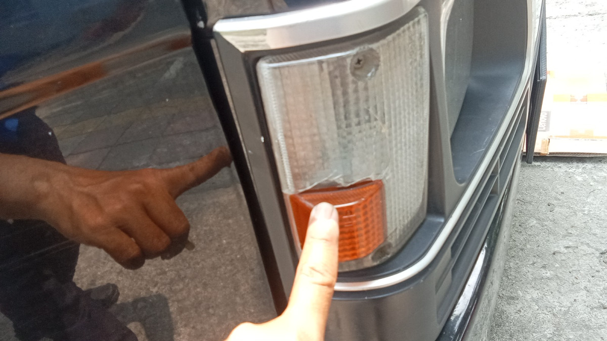 MITSUBISHI  L 300 L300 PU FB-R (4X2)