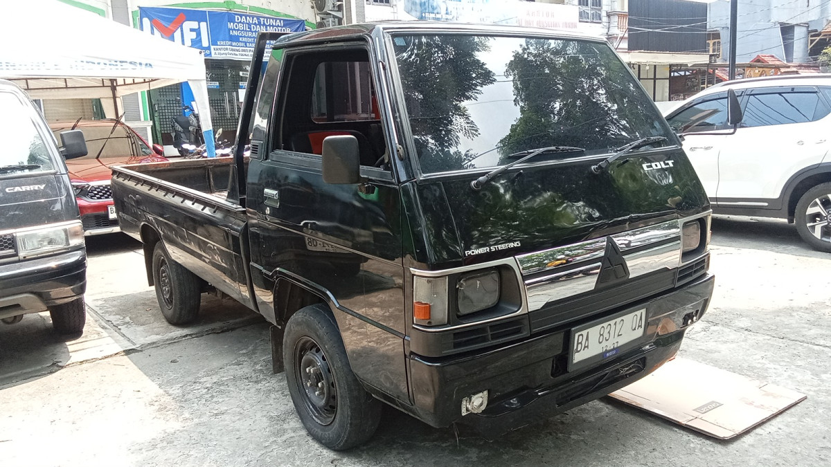 MITSUBISHI  L 300 L300 PU FB-R (4X2)